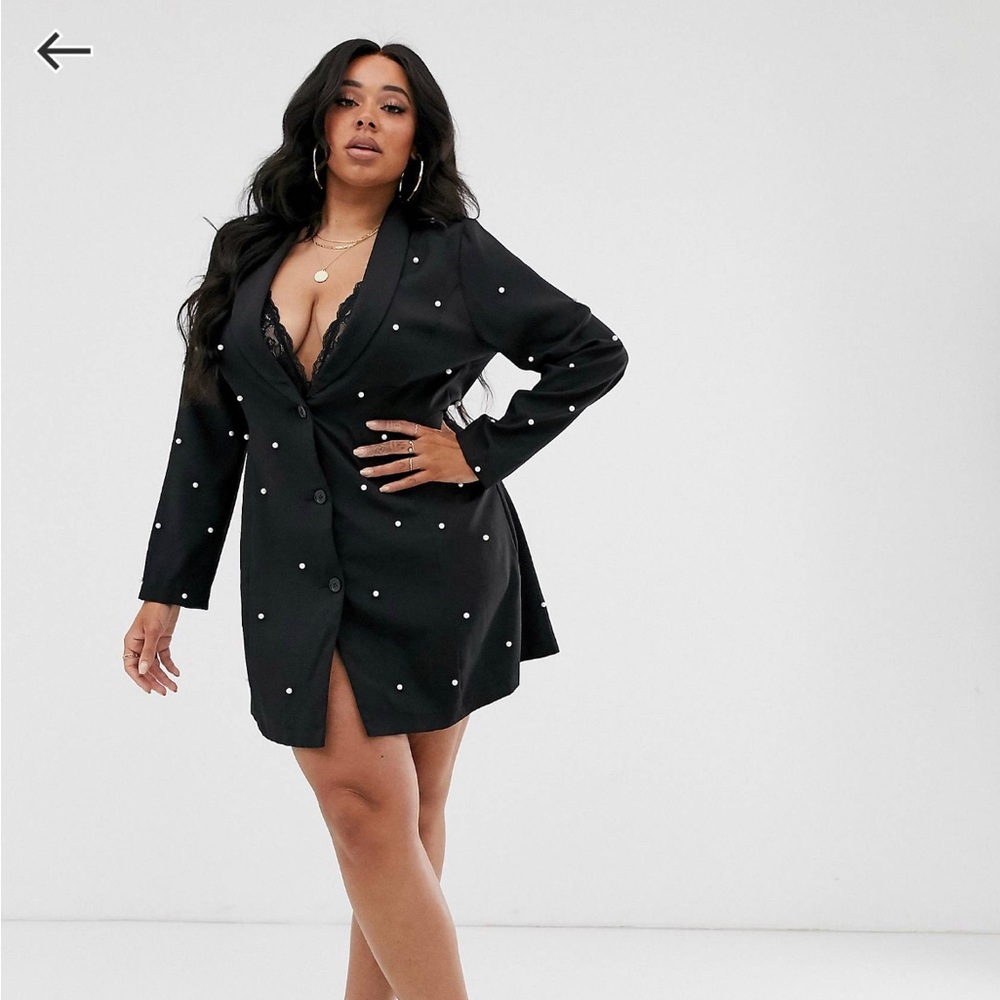 Plus size pearl detail blazer